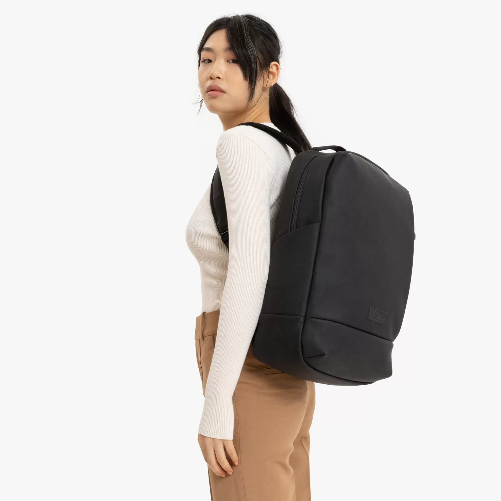 Outlet Eastpak TECUM F CNNCT F MatBlac