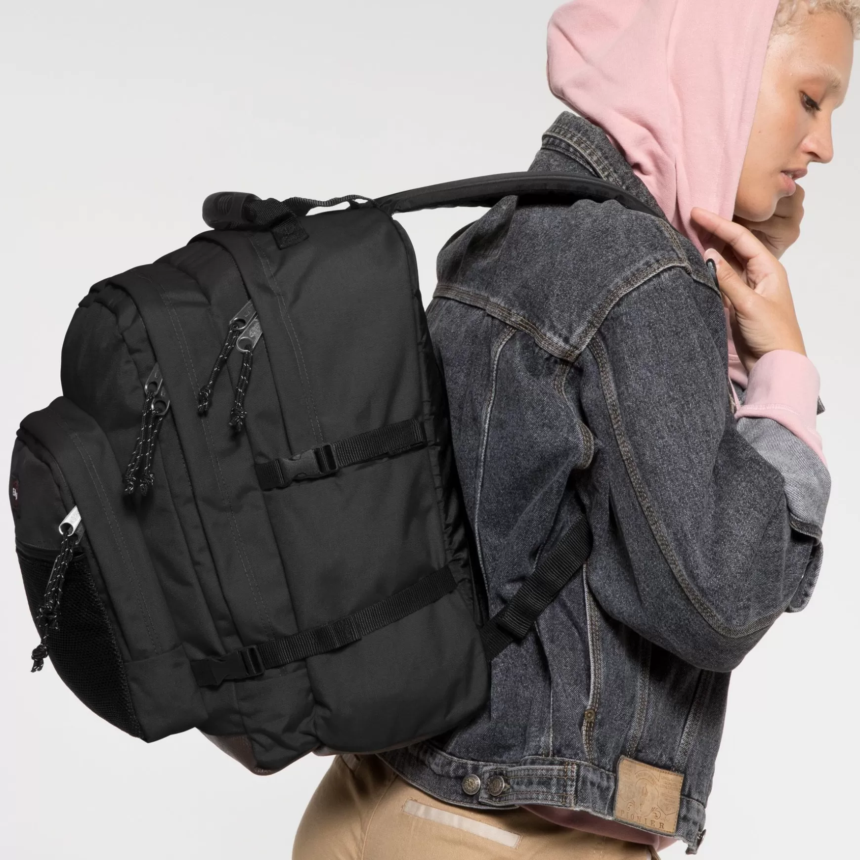 Best Eastpak ULTIMATE Black